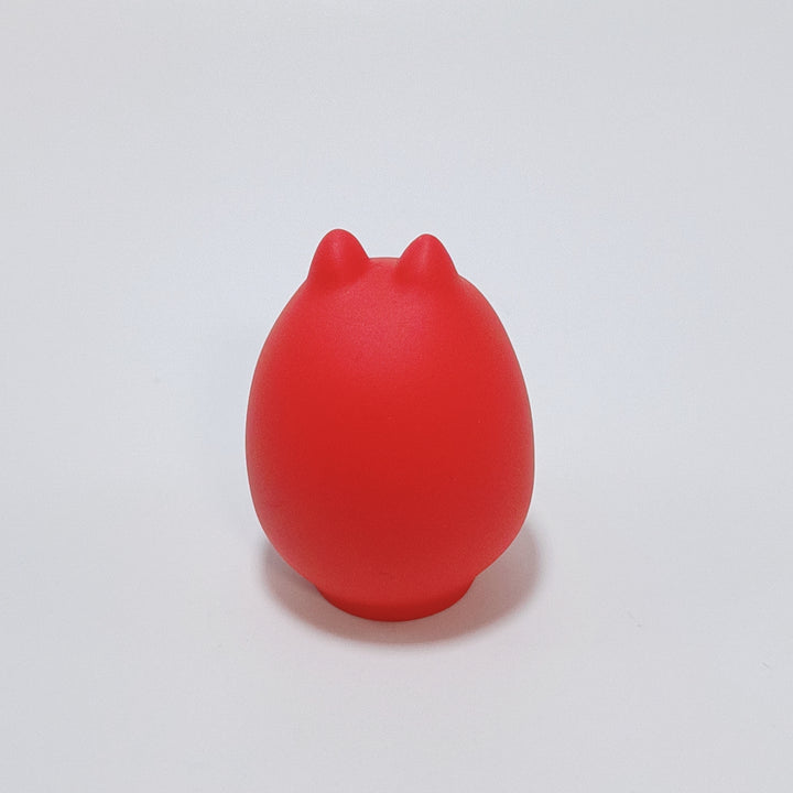 DECOLE concombre Lucky Neko Daruma (red)