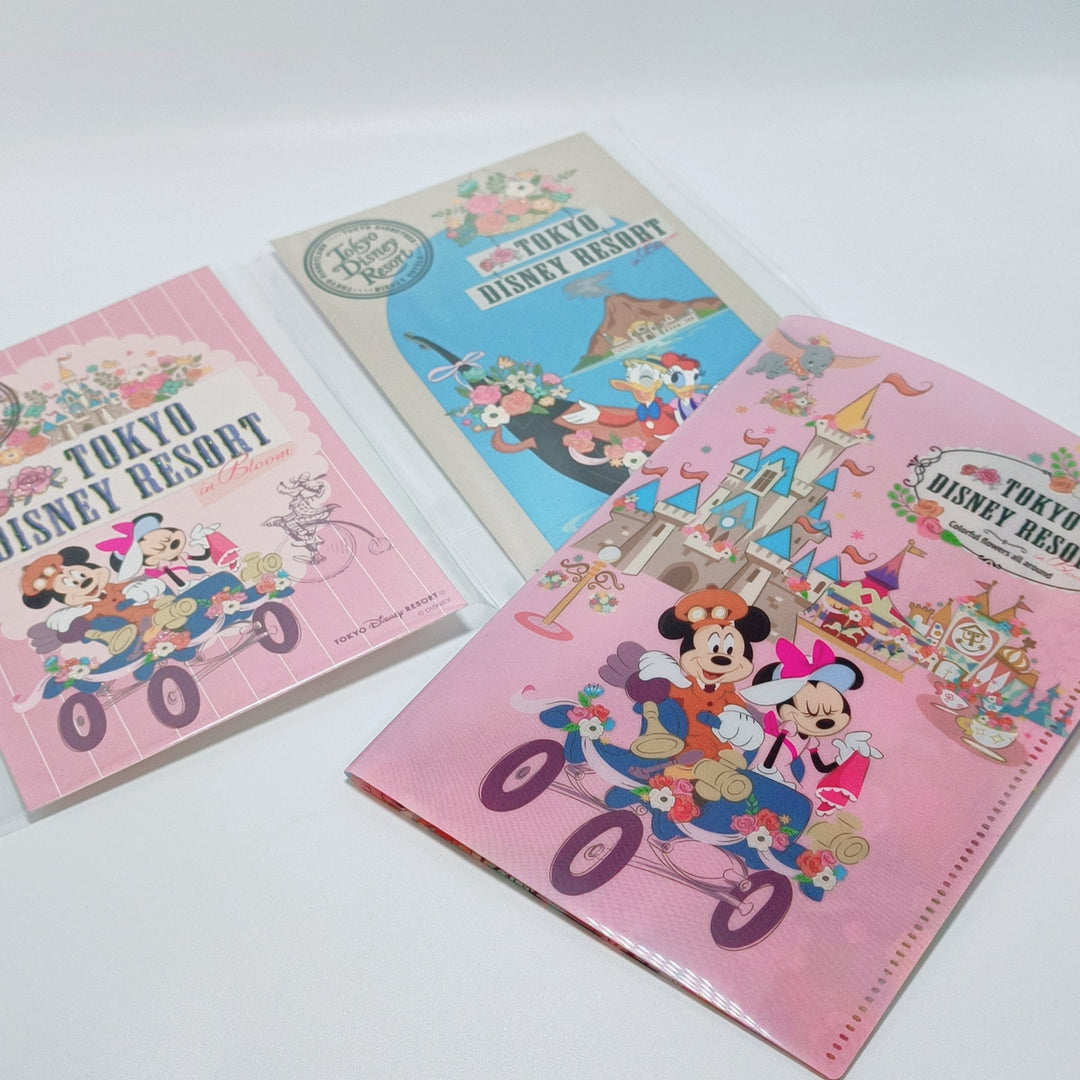 [Limité] Coffret de cartes postales et de pochettes transparentes Tokyo Disney Resort