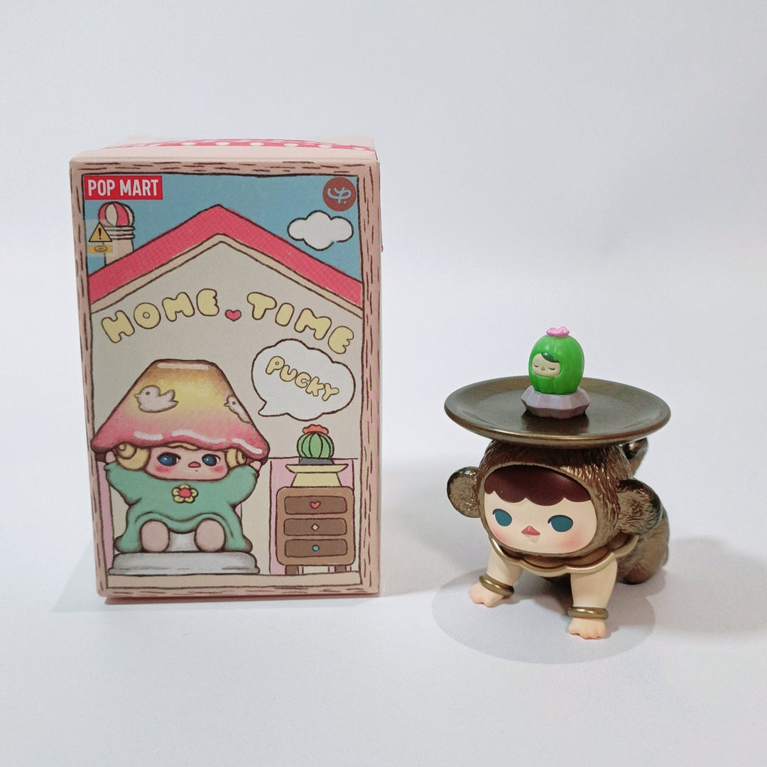 [d'occasion] Ensemble de figurines Pop Mart et Sonny Angel