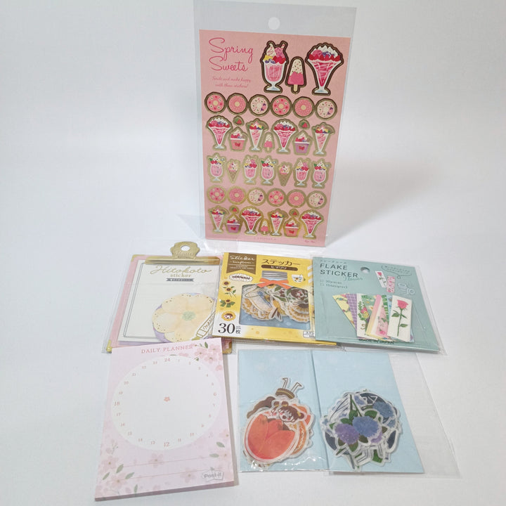 [Pre-loved] Spring Time Flowers Stationery Set