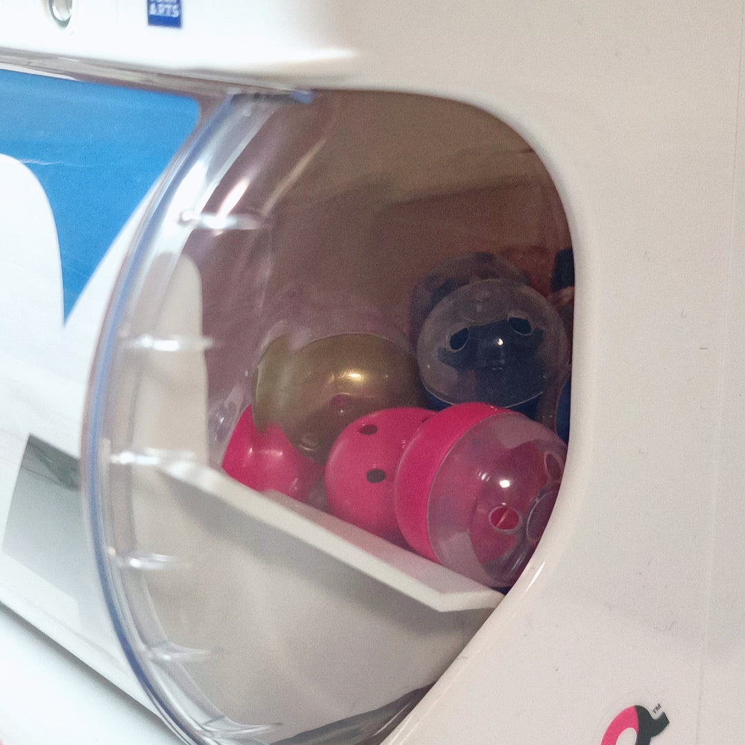 [RARE] TAKARA TOMY A.R.T.S. Mini Gachapon Machine