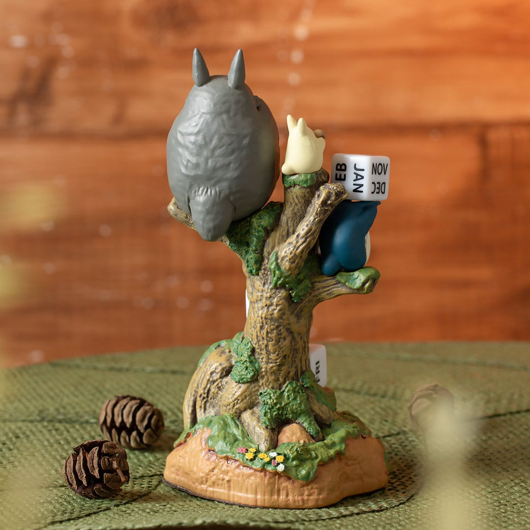 [Reserva anticipada] Figura con calendario anual de Mi vecino Totoro (Concierto de ocarina)