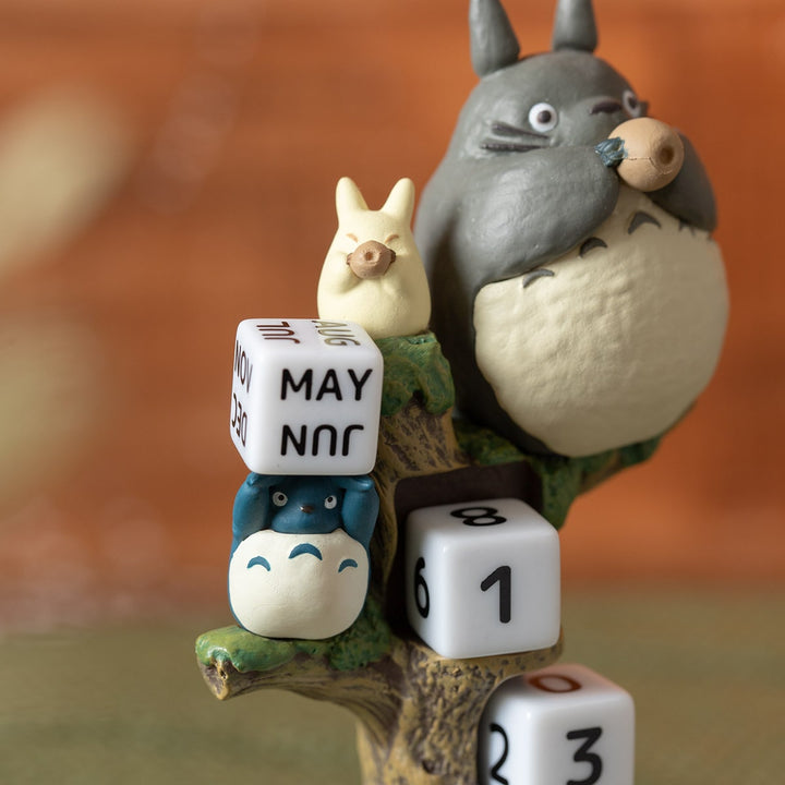 [Reserva anticipada] Figura con calendario anual de Mi vecino Totoro (Concierto de ocarina)