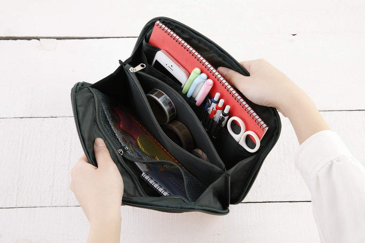 Sketchbook design organizer pouch