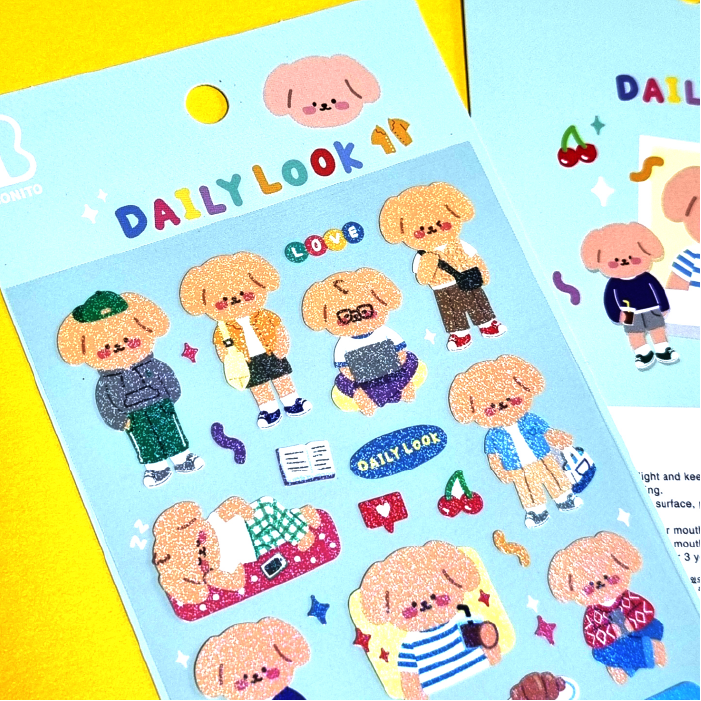 DAILY LOOK Sticker