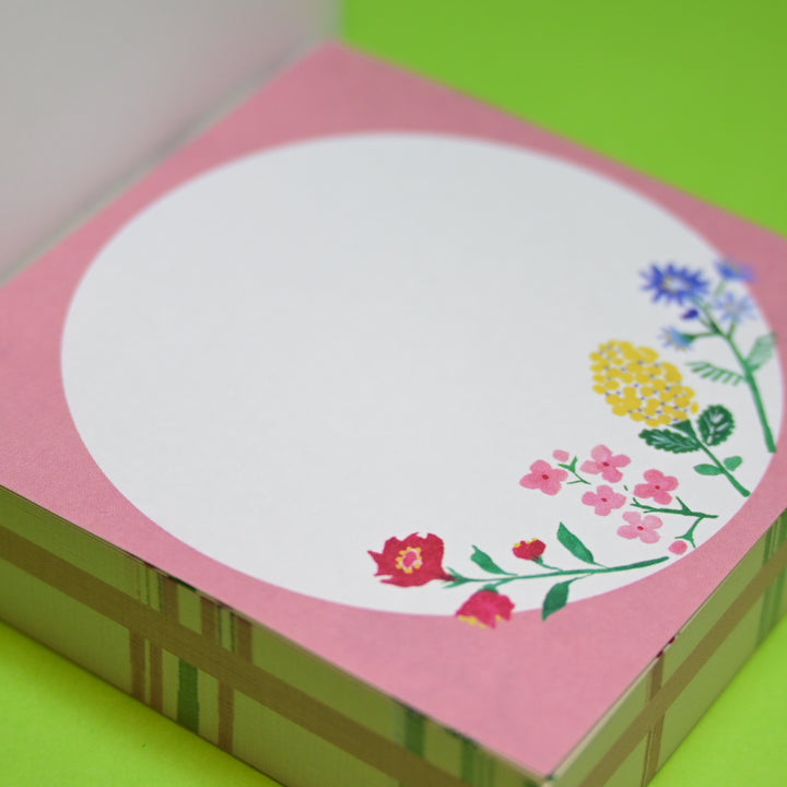 Erico Inoue Floral Block Memo