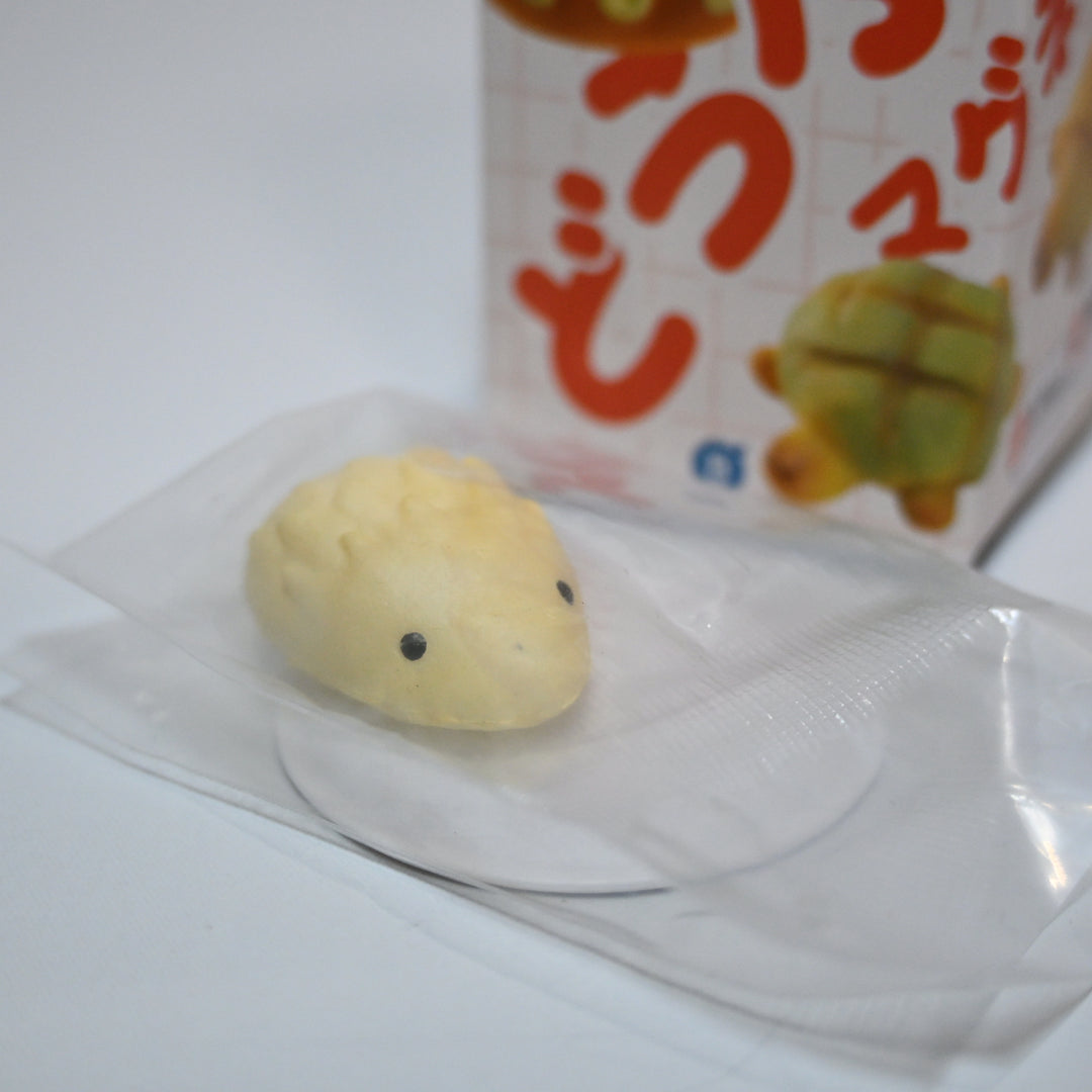 [Pre-loved] Doubutsupan Animal Bread Magnet