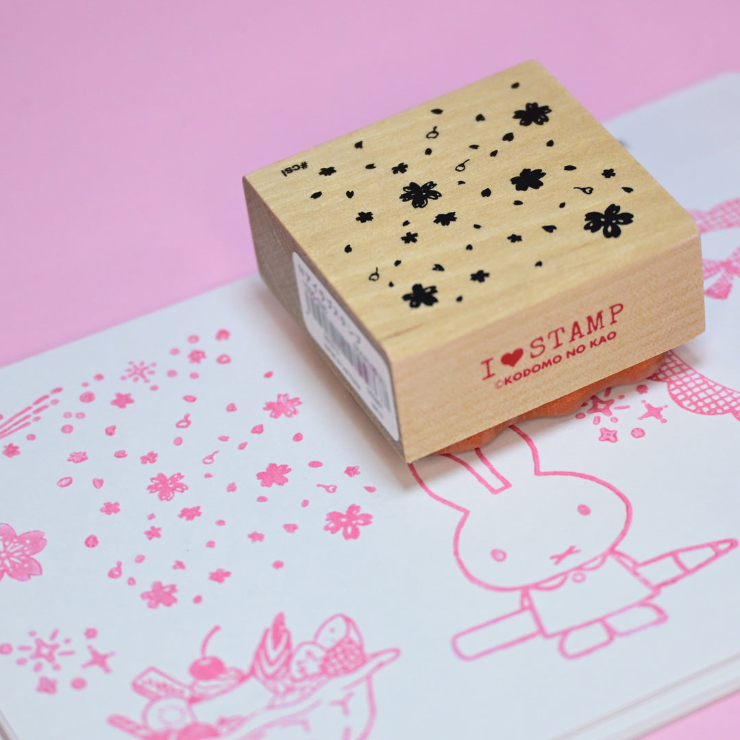 I ♥ STAMP Big Stamp Sakura Petals