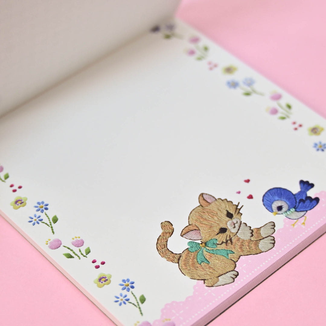 Spica-Pika Playful Little Kitten Pink Memo Pad
