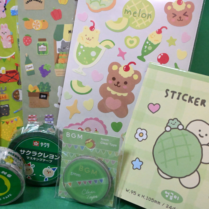 Green Themed Stationery Set