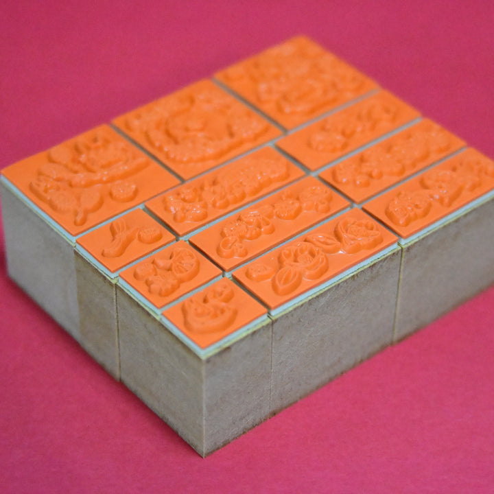 My Neighborhood Totoro with Plants Wooden Stamp Set - Red