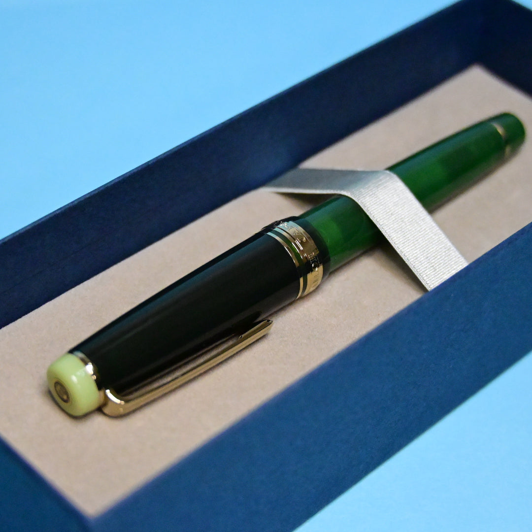 [Pre-order] Sailor World's Tea Time Matcha Fountain Pen + Ink