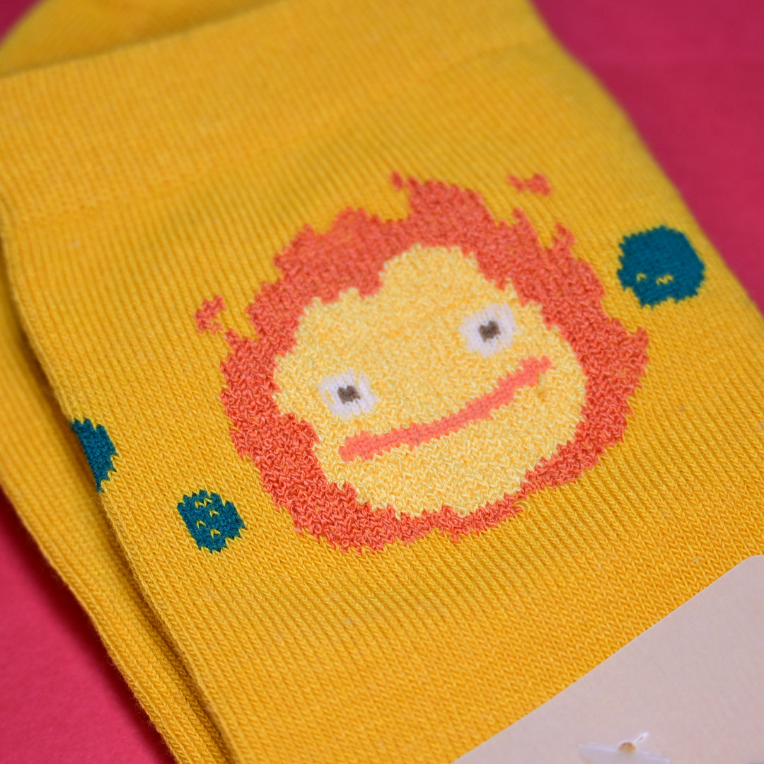 Howl's Moving Castle Calcifer Socks (size: 23～25cm)