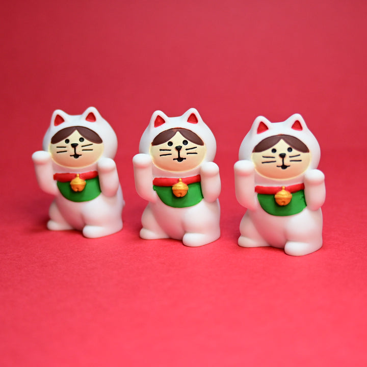 concombre Yuka Saji Dancing Maneki Neko Lucky Cat Mini Figure