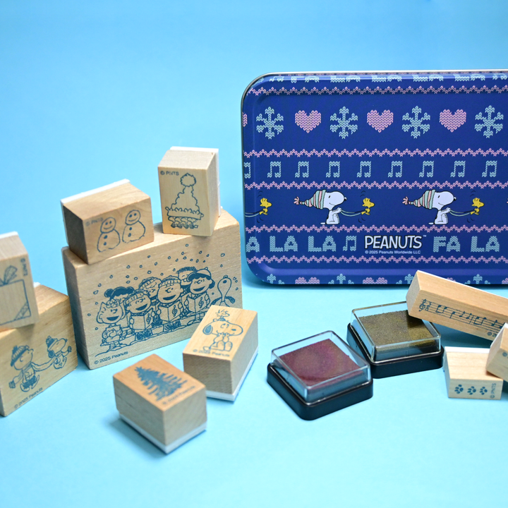 Fashion Notebook + Peanuts Snoopy 10 pcs. Rubber Stamp Set