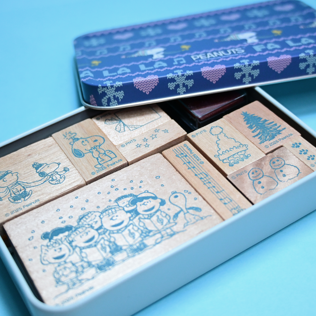 Fashion Notebook + Peanuts Snoopy 10 pcs. Rubber Stamp Set