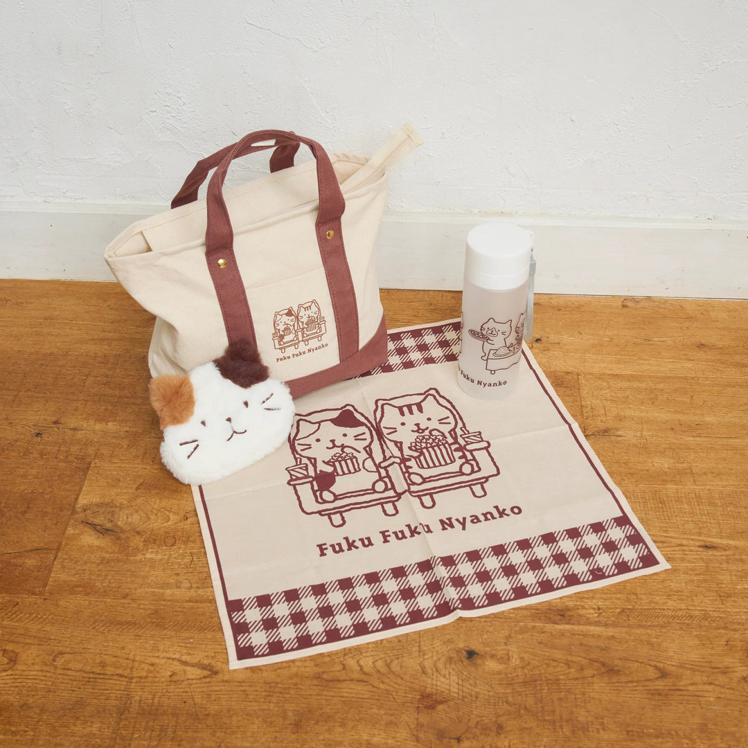 [Pre-order] HAPiNS Fuku Fuku Nyanko 2026 Lucky Bag [DAY OUT]