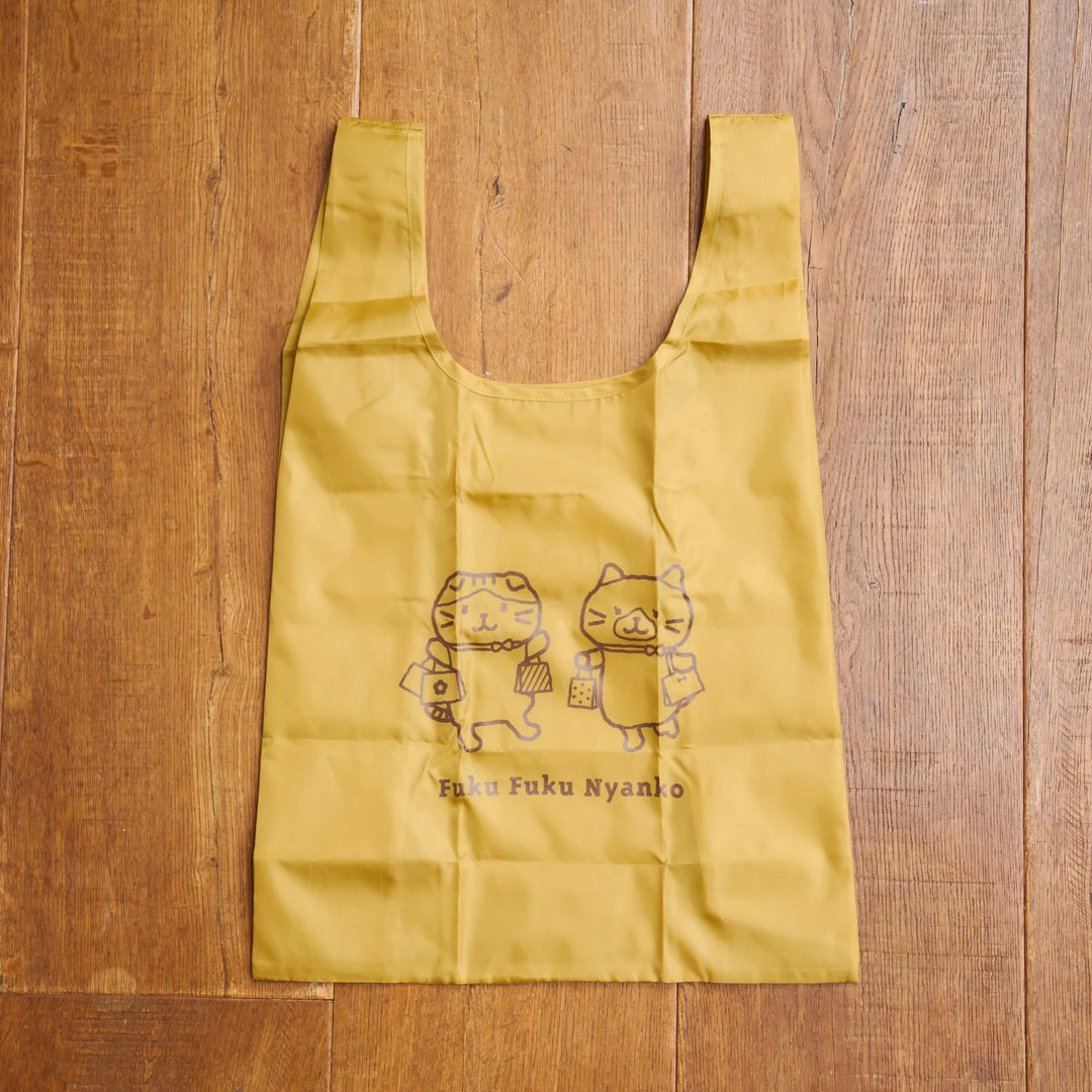 [Pre-order] HAPiNS Fuku Fuku Nyanko 2026 Lucky Bag [DAY OUT]