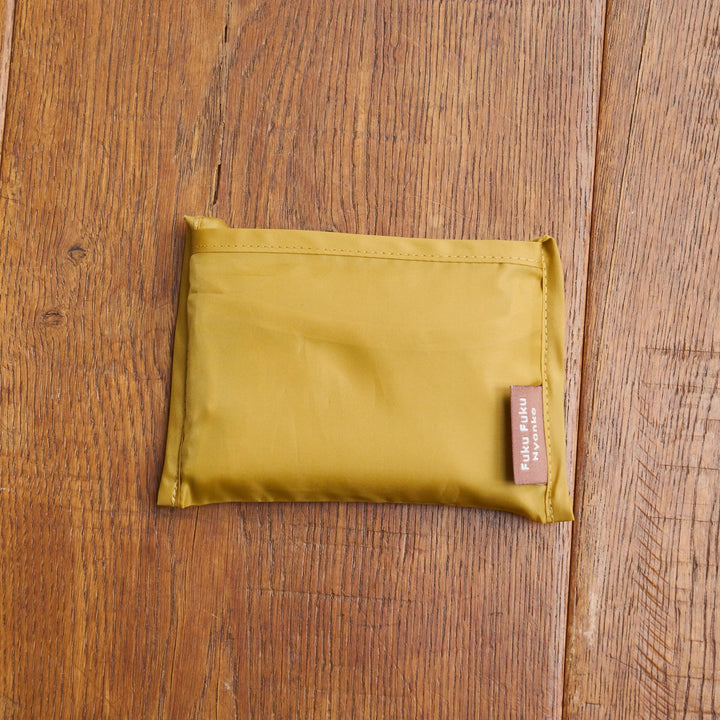 [Pre-order] HAPiNS Fuku Fuku Nyanko 2026 Lucky Bag [DAY OUT]