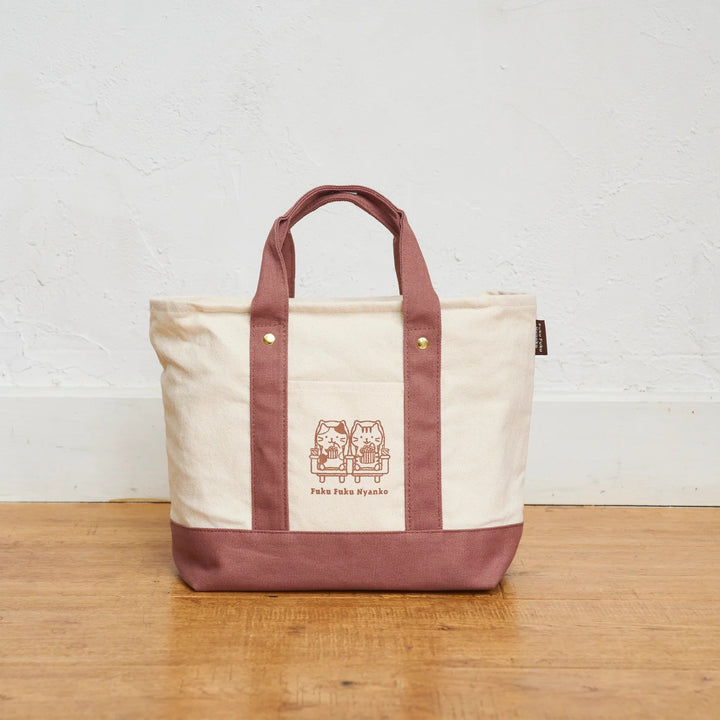 [Pre-order] HAPiNS Fuku Fuku Nyanko 2026 Lucky Bag [DAY OUT]